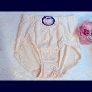 Lacy assorted embroidery floral panties underwear